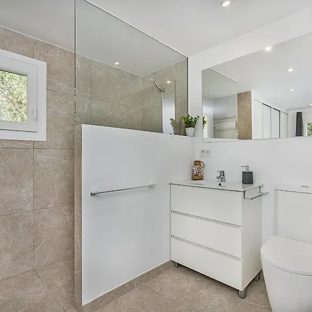 بيت للعطل Romani