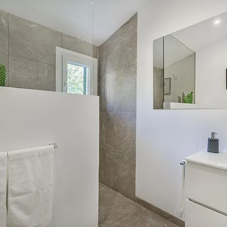 Romani Будинок відпочинку *